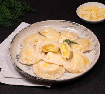 Varenyky with potatoes and butter