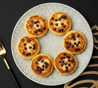 Quark cakes with chocolate drops